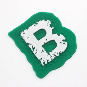 Personaliza tu propio logotipo, color, texto, nombre y números, parches de silicona de goma 3D, accesorios con gancho y bucle, parche de PVC de goma suave - Product Image 2