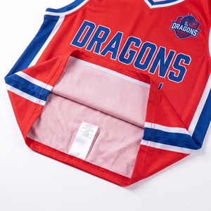 Ensemble d'uniformes de basketball personnalisés, rayé rouge et bleu, sublimé, 100% polyester, maillot respirant en mesh pour adultes, unisexe, taille standard - Product Image 5