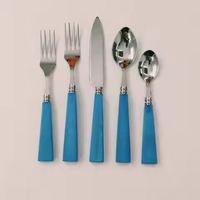 Ensemble de couverts de table d'hôtel en céramique blanche avec manche cylindrique en acier inoxydable doré satiné, 6 pièces, couverts de banquet de luxe