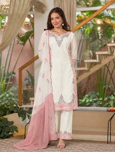 Conjunto de satén de seda con bordado de diseñador y trabajo de lentejuelas, top con pantalón y dupatta, completamente cosido y listo para usar. - Product Image 1