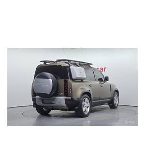 Land Rover Defender 110 D240 SE 2020, Diésel, Automático, 132,992 km, Volante a la Izquierda - Product Image 2