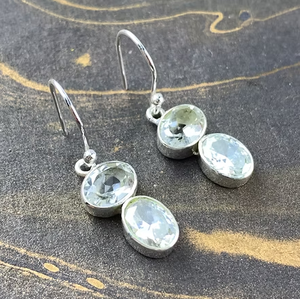 ต่างหูคริสตัลแบบมินิมอล 3.7 กรัม - เครื่องประดับเงินแท้ 925 สำหรับใส่ทุกวันและโอกาสพิเศษ - Product Image 3