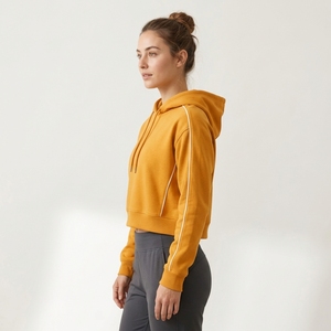 Sudadera con Capucha Corta Amarilla para Mujer, Diseño Nuevo 2026, Color Personalizado, Manga Larga, con Cordón Ajustable, Estampado de Letras, Estilo Casual - Product Image 3