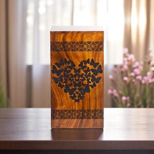 Urna de cremación de madera personalizada, urna conmemorativa grabada a medida, caja de urna hecha a mano. - Product Image 5