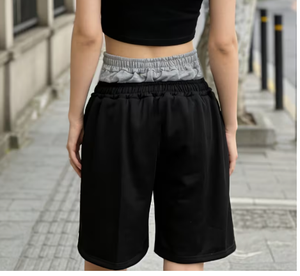 Shorts pour hommes noirs à double taille avec cordon de serrage, imprimé pistolet, style sport décontracté, taille mi-haute, en polyester, design respirant - Product Image 3