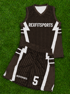 เสื้อบาสเก็ตบอลสำหรับโรงเรียนและสโมสร |   ผู้ผลิตชุดบาสเกตบอล OEM Sportswear |   ผู้ส่งออกเสื้อผ้าทีมแบบกำหนดเอง - Product Image 1