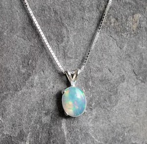 Collier pendentif en opale d'Éthiopie naturelle, argent sterling 925, bijoux délicats en opale, cadeau minimaliste pour femme, pierre de naissance d'octobre - Product Image 3