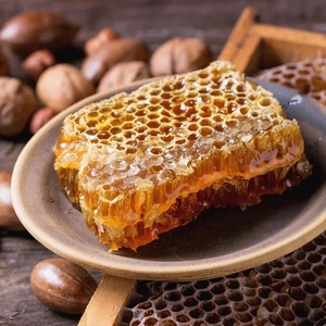 Miel de Abeja Pura en Panal, Corte Fresco, Calidad Premium para Venta en Alibaba - Product Image 6
