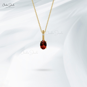 Nuevo Colgante de Oro Fino de 14k con Granate de 0.58 CT Engastado en Puntas y Diamantes Ocultos, Regalo para Novias - Product Image 4