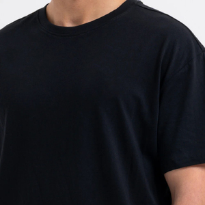 T-shirt noir en coton mélangé tricoté pour homme avec impression numérique, logo personnalisé, doux et respirant - Product Image 2