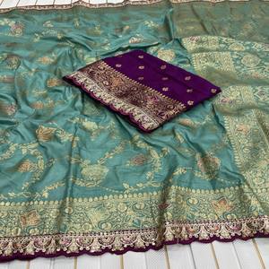 VASTRA COTTAGE Sari de Seda Dola con Bordado Meenakari Zari, Cordón y Lentejuelas, con Blusa en Contraste, para Uso Festivo - Product Image 5