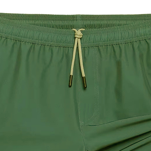 Shorts de sport pour adultes en polyester de qualité supérieure, coupe confortable, séchage rapide, design personnalisé, pour usage quotidien et entraînement, vente en gros - Product Image 2