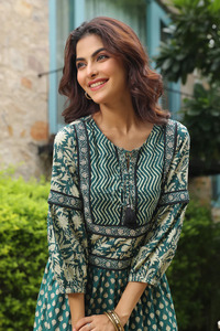 OEM été plage filles Boho rayonne Maxi Robe imprimé floral col en V sans bretelles à manches longues Robe décontractée Femme - Product Image 6