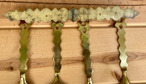 Ensemble d'ustensiles vintage en laiton avec poignées décoratives, spatule, fourchette, cuillère, ustensiles en métal résistants à la rouille - Product Image 3