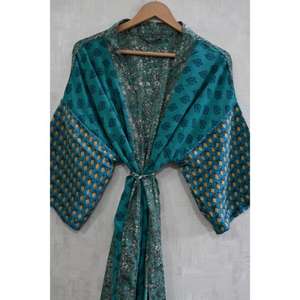 Robe kimono longue vintage en soie patchwork, peignoir bohème de luxe fait main, grande taille, respirant, automne - Product Image 3