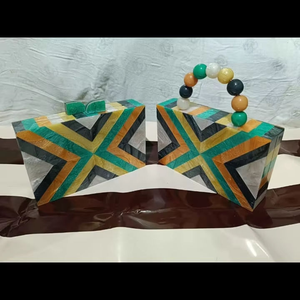 Bolso de mano de resina hecho a mano de la mejor calidad con diseño efecto mármol, elegante bolso de resina para la noche, accesorio para damas. - Product Image 2