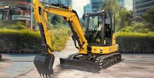 Compact Used 3000kg Yellow Digger with Front Mounted Dozer Blade and Rubber Tracks for Precise Residential Grading - Product Image 5