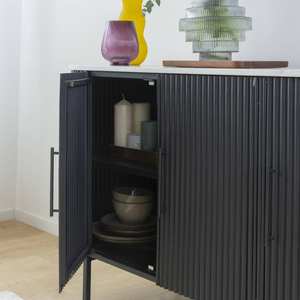 Aparador Vandana Radiant Stellar de metal y mármol blanco - Product Image 4