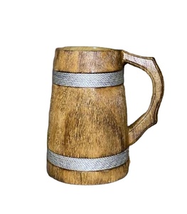 Matériau en bois de chope de bière Koi fabriqué à la main en Inde pour les occasions de fête - Product Image 3