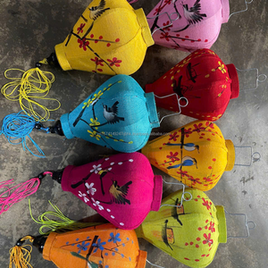 Lanterne en bambou de soie Lanterne en soie artisanale en bambou pour le nouvel an lunaire Beau décor de festival oriental - Product Image 1