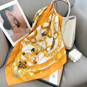 ผ้าพันคอไหมพิมพ์ลายสำหรับผู้หญิงรุ่นใหม่ปี 2026 ผ้าคลุมไหล่ ผ้าพันคอฮิญาบ ผ้าเช็ดหน้า ผ้าโพกหัว ผ้าพันคอแบบแบนดานา - Product Image 4