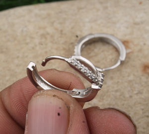 Boucles d'oreilles pendantes en argent sterling 925 avec CZ pour femmes, bijoux plaqués argent hypoallergéniques, fête et cadeau en gros - Product Image 4