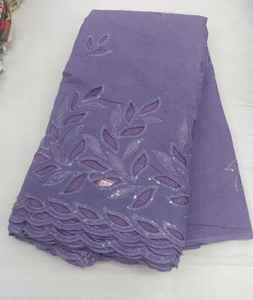 Tela de Algodón Puro con Bordado Calado, Premium 100% Algodón, Transpirable, Ecológica y de Lujo, Hecha a Mano - Product Image 3