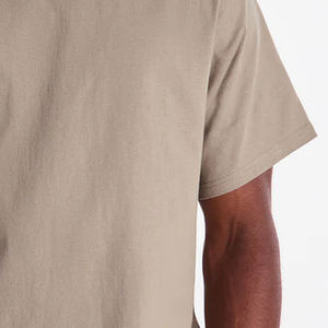 Camiseta de algodón 100% de alto gramaje, corte holgado, estilo vintage desgastado, color liso / Diseño de logotipo personalizado para compradores al por mayor, ajuste casual y moderno - Product Image 4