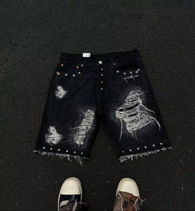 Pantalones Cortos de Mezclilla Negros Desgastados para Hombre, Talla Grande, Estilo Veraniego, Holgados, Y2K, Streetwear, con Pedrería, Lavado Personalizado, Precio Accesible - Product Image 5