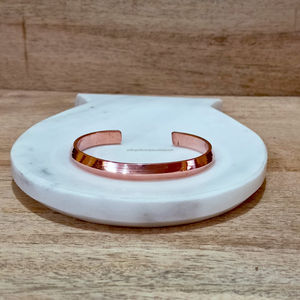 Brazalete de Aluminio Sólido de Alta Calidad Hecho a Mano, Brazalete Grueso Ajustable de Estilo Rústico para Hombre y Mujer, Colección de Joyería en OFERTA - Product Image 4