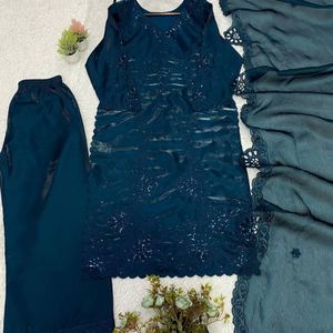 Ensemble Kurti et Palazzo brodé en verre à motif romain avec dupatta en soie, prix de gros fabricant pour vêtements féminins - Product Image 2