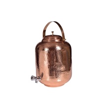 Distributeur d'eau en cuivre au design élégant avec robinet, style vintage pour usage domestique, couleur unie, en métal, en promotion