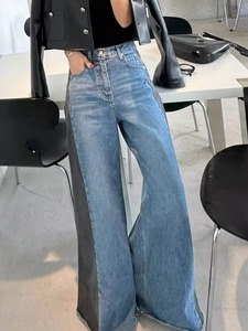 Venta al por mayor: Jeans de mujer de cintura alta, versátiles, de pierna ancha, con diseño retro de empalme de colores en contraste, otoño 2026 - Product Image 2