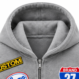 Sudadera con Capucha Oversize Personalizada Estilo Vintage Racing con Parches, Gráficos Multiemblema, Streetwear, Unisex, 100% Algodón - Product Image 5
