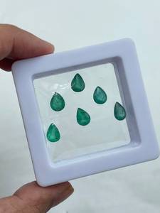 Esmeralda Zambiana Verde Natural de la Mejor Calidad, Corte Pera, 5.55 Quilates, 6x8MM, 6 Piezas, Lote de Colgantes - Product Image 1