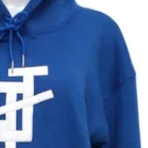เสื้อฮู้ดพรีเมียมแบบยูนิเซ็กซ์ ผ้าฟลีซนุ่ม แขนยาว สวมใส่สบาย พร้อมปักโลโก้ตามสั่ง มีกระเป๋าจิงโจ้ - Product Image 2