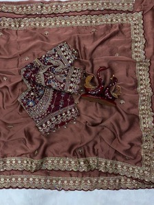 Conjunto de Saree Bordado con Blusa y Dupatta de Tela de Red, Color Morado Borgoña, para Bodas y Fiestas - Product Image 6