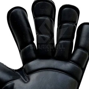 Guantes de Portero Ligeros de Cuero para Hombre, Protección para los Dedos, Agarre Antideslizante, Diseño Cómodo para Entrenamiento de Fútbol al Aire Libre - Product Image 6