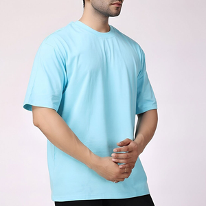 เสื้อยืดกีฬาผู้ชายคุณภาพสูง ระบายอากาศได้ดี เหมาะสำหรับออกกำลังกาย รับผลิตแบรนด์ตามสั่ง (OEM) จากโรงงานผู้ผลิตเสื้อผ้ากีฬา - Product Image 4