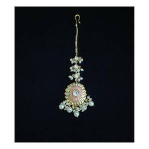 Modern Traditional Fusion Maang Tikka with Elegant Detailing <b>Bridal</b> Head Jewelry for Stylish Wedding Look - Product Image 5