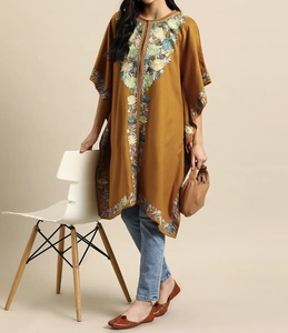 Beautiful Dubai <b>Kaftan</b> for Women Hand Work Embroidery <b>Kaftan</b> Dress Traditional Clothing and Accessory Designed for Muslims - Product Image 3
