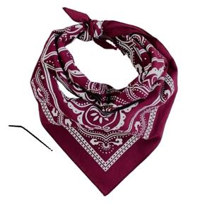 Pañuelo Cuadrado Tipo Bandana, Ligero y Moderno, de Algodón y Seda, con Logotipo Personalizable, Impresión a Doble Cara, Producto Artesanal Elegante - Product Image 1