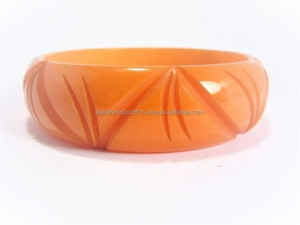 กำไลข้อมือแฟชั่นเรซินคุณภาพสูงสำหรับงานเลี้ยงที่สง่างาม - Product Image 2