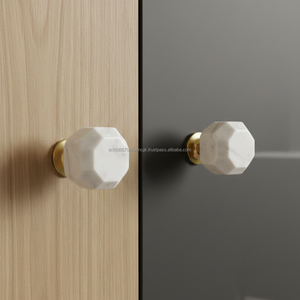 Perillas Minimalistas para Muebles de Mármol Natural |   Corte de Diamante Redondo y Facetado en Blanco y Marrón para Cocina y Dormitorio - Product Image 5