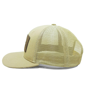 Gorra Trucker Personalizada con Parche de Cuero Retro, Gorra de Béisbol Estructurada con Frente de Algodón y Parte Trasera de Malla, Venta al Por Mayor de Fábrica OEM - Product Image 3