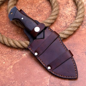 Cuchillo Skinner de Hoja Curva, Hoja de Acero al Carbono, Mango de Madera, Grosor de 0.6mm, Borde Biselado, Funda de Cuero - Product Image 5