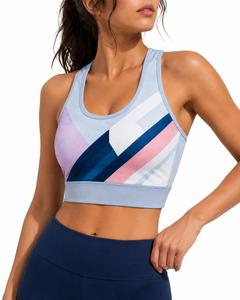 Sujetador deportivo de alto soporte para mujer, ecológico, de spandex/poliéster, con espalda cruzada, cuello redondo, sin costuras, ligero y transpirable. - Product Image 1