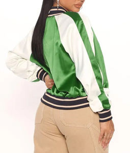 Veste en satin courte personnalisée pour femmes avec logo, doublure en polyester respirante, confortable pour les activités hivernales en extérieur, faible MOQ et prix - Product Image 2