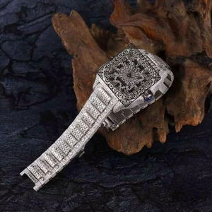 AMBER JEWELS นาฬิกาควอทซ์วินเทจสุดหรูสำหรับทุกเพศตัวเรือนสีทอง 46 มม. หน้าปัดอะนาล็อกคริสตัลแซฟไฟร์ ตัวล็อคแบบหัวเข็มขัดเรืองแสง กันน้ำ - Product Image 3