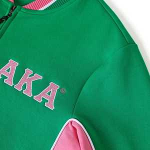 Chaqueta de calentamiento AKA Green Air Tech Fleece para mujer, con ribete rosa, bordado de chenilla con letras griegas, cremallera premium, corte atlético. - Product Image 3